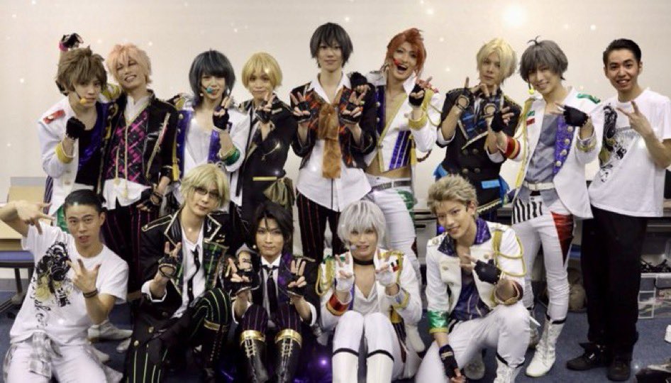 taniyoshiki68's tweet photo. 間違いなく青春だった日々🌕

みんなの愛と力と努力で今もこれからも続くツキステ。を応援しています🐇
#ツキステ。9周年だって。凄いね👏 https://t.co/9clUnUorHN