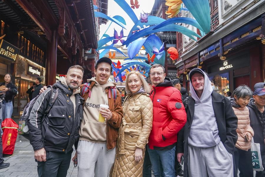 VoiceofPD's tweet image. China's instant tax refunds will enhance tourist convenience, boost spending
#China has rolled out a nationwide instant #taxrefund system for overseas tourists, eliminating airport processing delays and allowing visitors to immediately reinvest refunded money during their stays.…