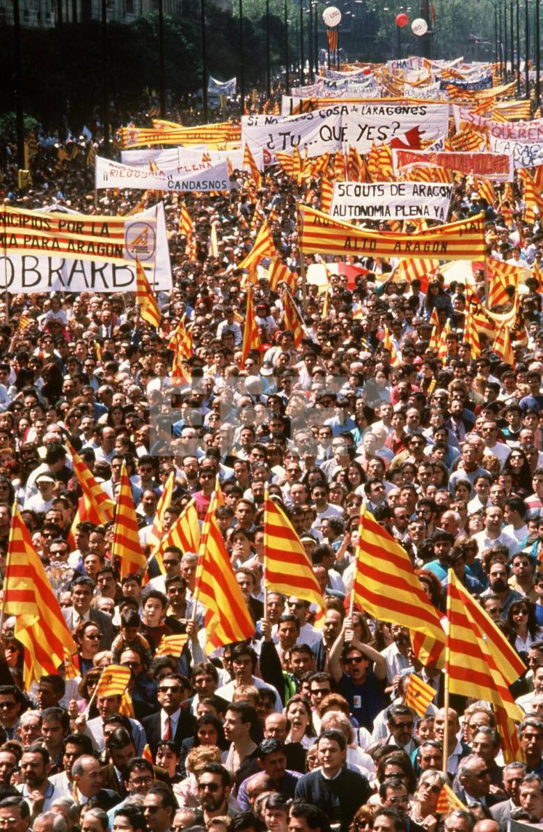 Feliz día Nacional d’Aragón y Feliz San Chorche a toz.

País y autogobierno. Entalto Aragón. 🟡🔴