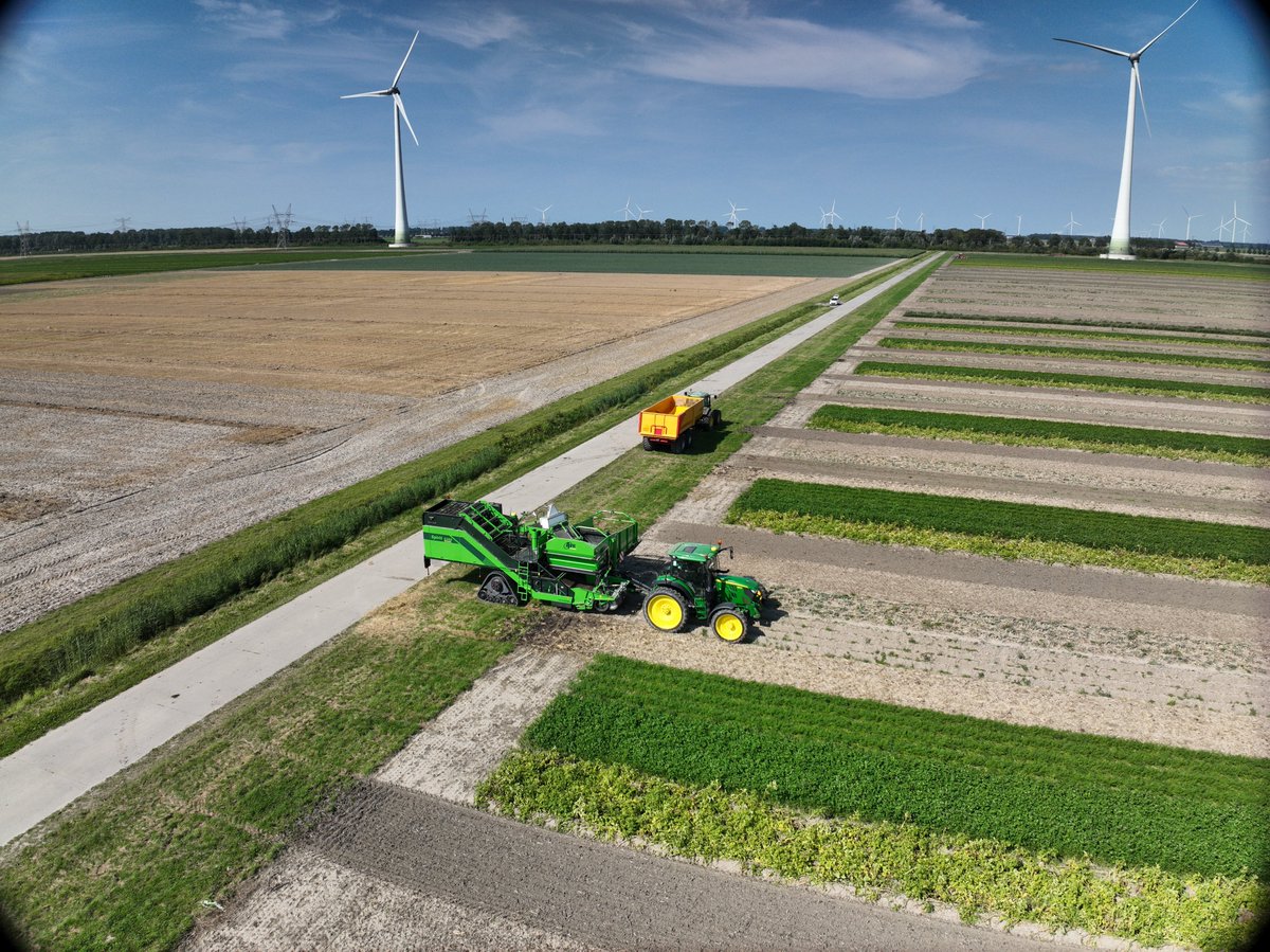 Pieter de Wolf en <a href="/LennartFuchs96/">Lennart Fuchs</a> uiten hun zorgen over voedselzekerheid, maar willen daarbij nadrukkelijk niet afleiden van de minstens zo terechte zorgen over gezondheid en milieueffecten. Tijd voor een genuanceerd gesprek. foodlog.nl/artikel/breng-…
