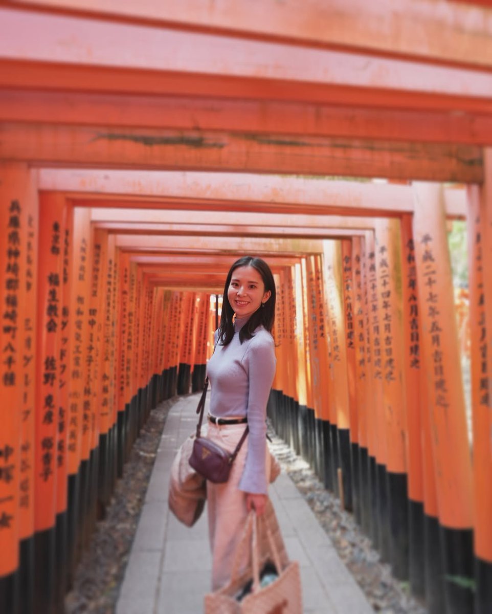 Asaka23323's tweet photo. 伏見稲荷
八坂神社⛩️⛩️ https://t.co/wtJMaYca7s