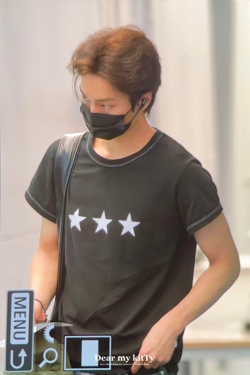 갈머가 너무 좋아서 좋음 
눈썹 색 뺏ㅅ을까?
아무튼 눈썹뼈툭튀가 참 좋으네