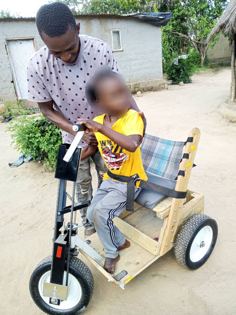 ZAPD_HQ's tweet image. Breaking Barriers in Lufwanyama!

3 pedal tricycles from ZAPD were distributed to children with disabilities, thanks to a donation by former PS Augustine Kasongo.

One mother shared: &quot;This tricycle has taken a huge burden off my shoulders.&quot;

#AccessibilityMatters 
#Inclusion