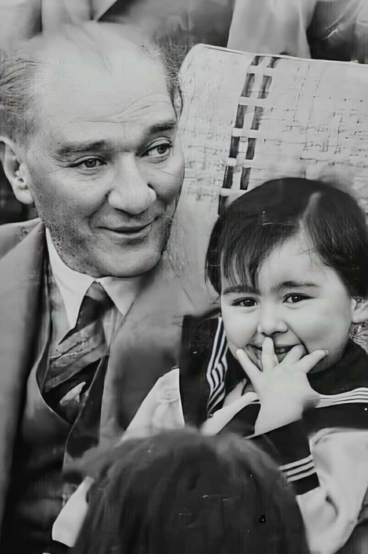 23 Nisan Ulusal Egemenlik ve Çocuk Bayramımız kutlu olsun. Bayramı bizlere armağan eden Cumhuriyetimizin kurucusu Mustafa Kemal Atatürk’e minnettarız.