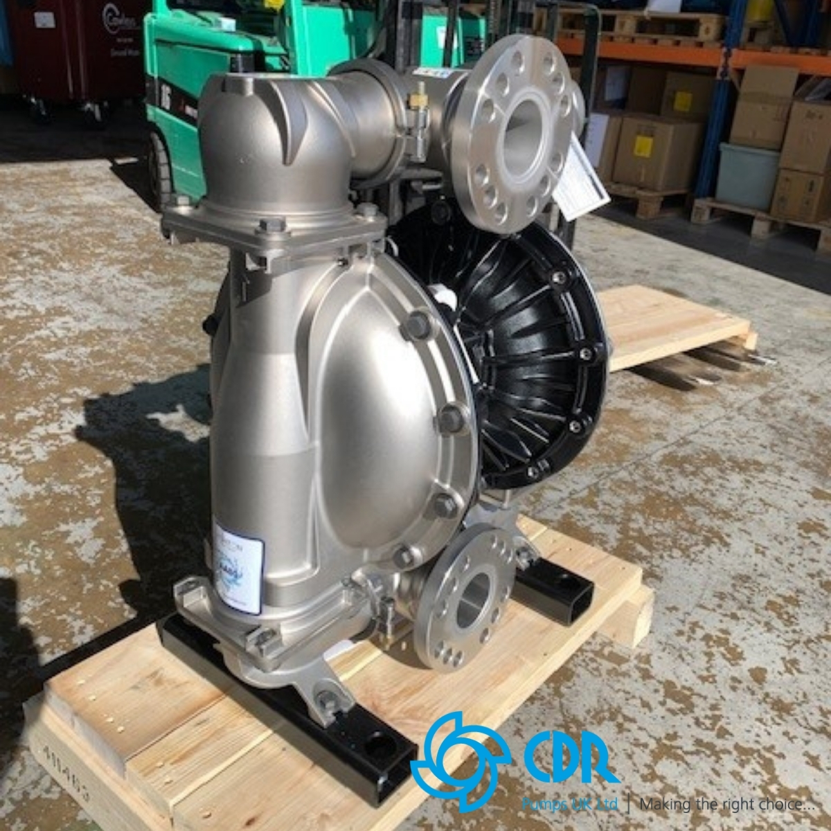 The AA80 series of air-operated diaphragm pumps offer the very latest in air-efficient motors; stall-free, low pulsation air valves provide smooth and rapid changeover.