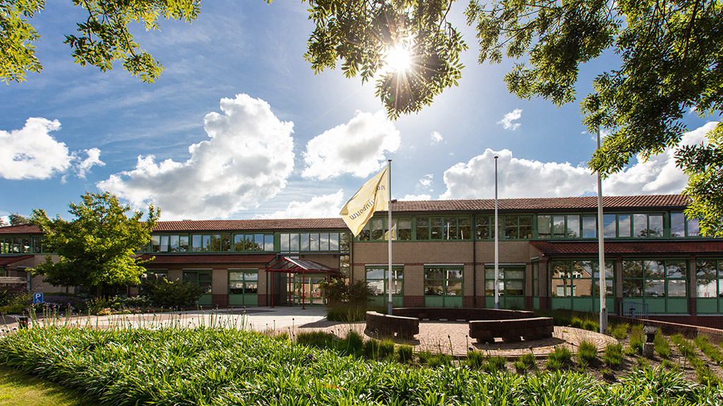 Er staan weer verschillende feestdagen voor de deur. Ook bij ons wijken de openingstijden tijdens deze dagen af. Houd hier rekening mee als u een laboratoriumtoets of import- en/of exportinspectie wil aanvragen. obi41.nl/ycknkc7d