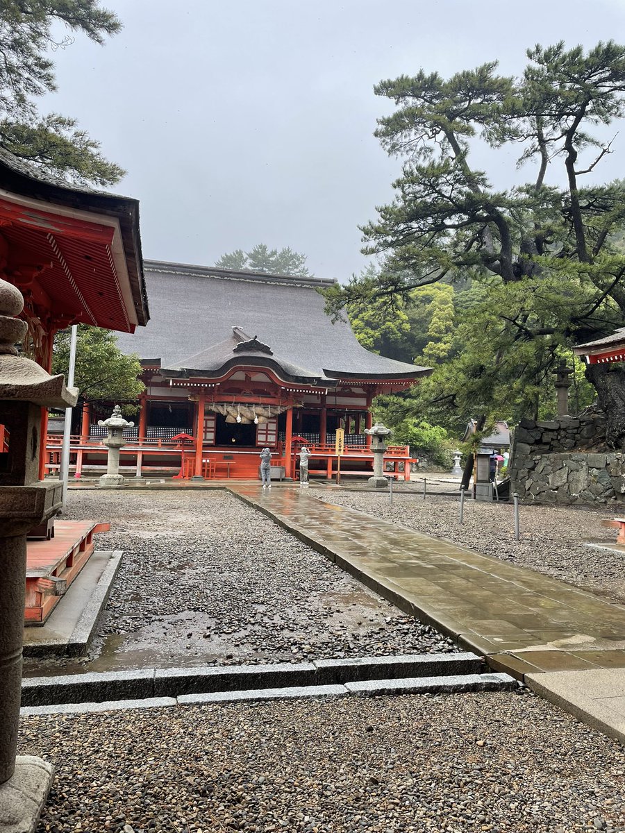 n_m_l_k_tommy's tweet image. 雨の日の日御碕神社。
めっちゃ良かったーーー♡⛩️☔️🥹✨✨
