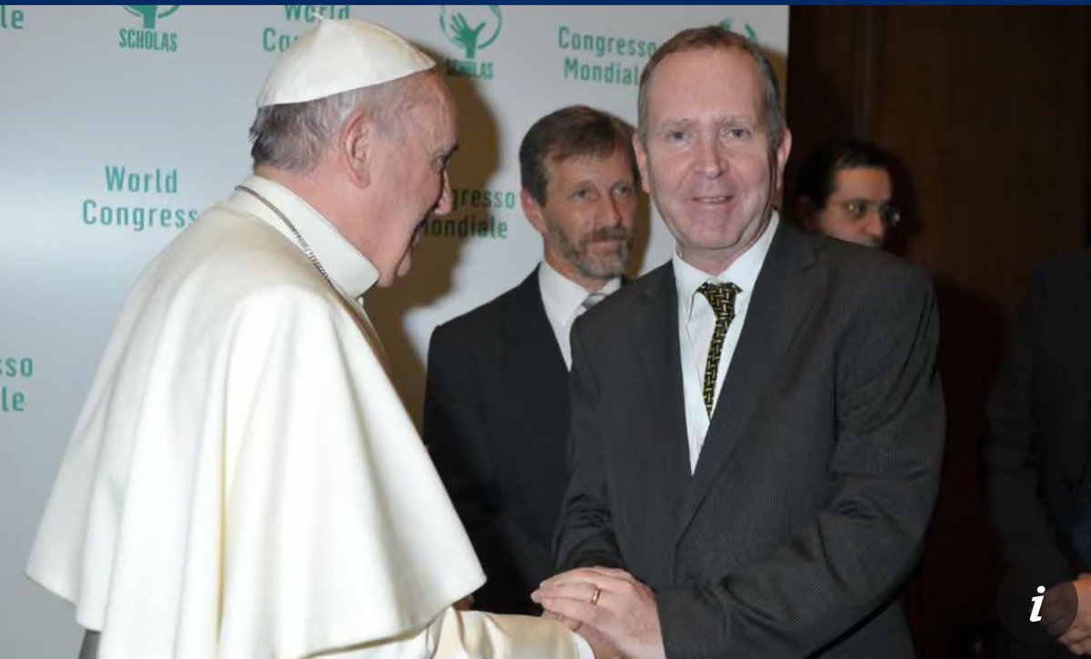 As the world mourns the passing of His Holiness Pope Francis, we pause to honour a life devoted to compassion, education, and dignity.
 
We are deeply grateful for Pope Francis’s unwavering support of the Global Teacher Prize. Over the years, he met with several of our winners