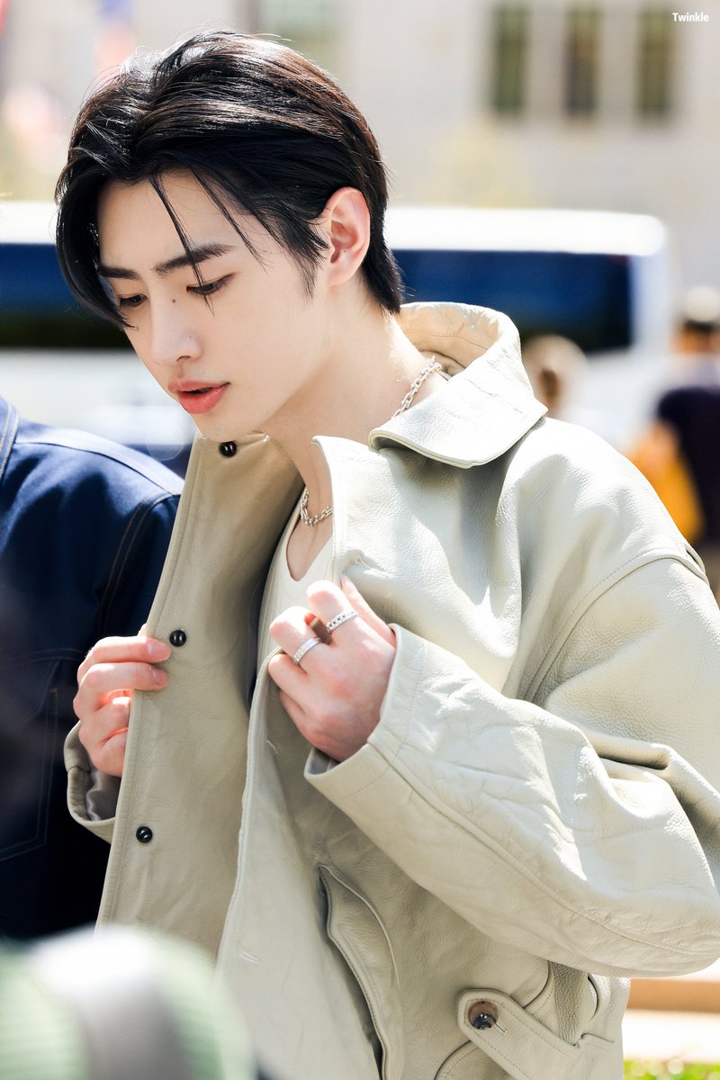 250422
#엔하이픈 #성훈 
#ENHYPEN #SUNGHOON