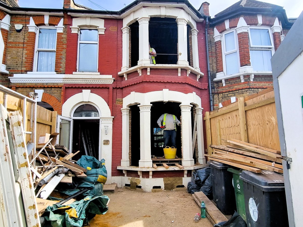 branches_wfc's tweet image. Our move-on house project images from April 2024! As the house is progressing, looking back at old images of the house and the construction that has taken place to create this eco-friendly home built to *LETI standards*. 
instagram.com/p/DIs5lhENZEk/…
#brancheshostel #moveonproject