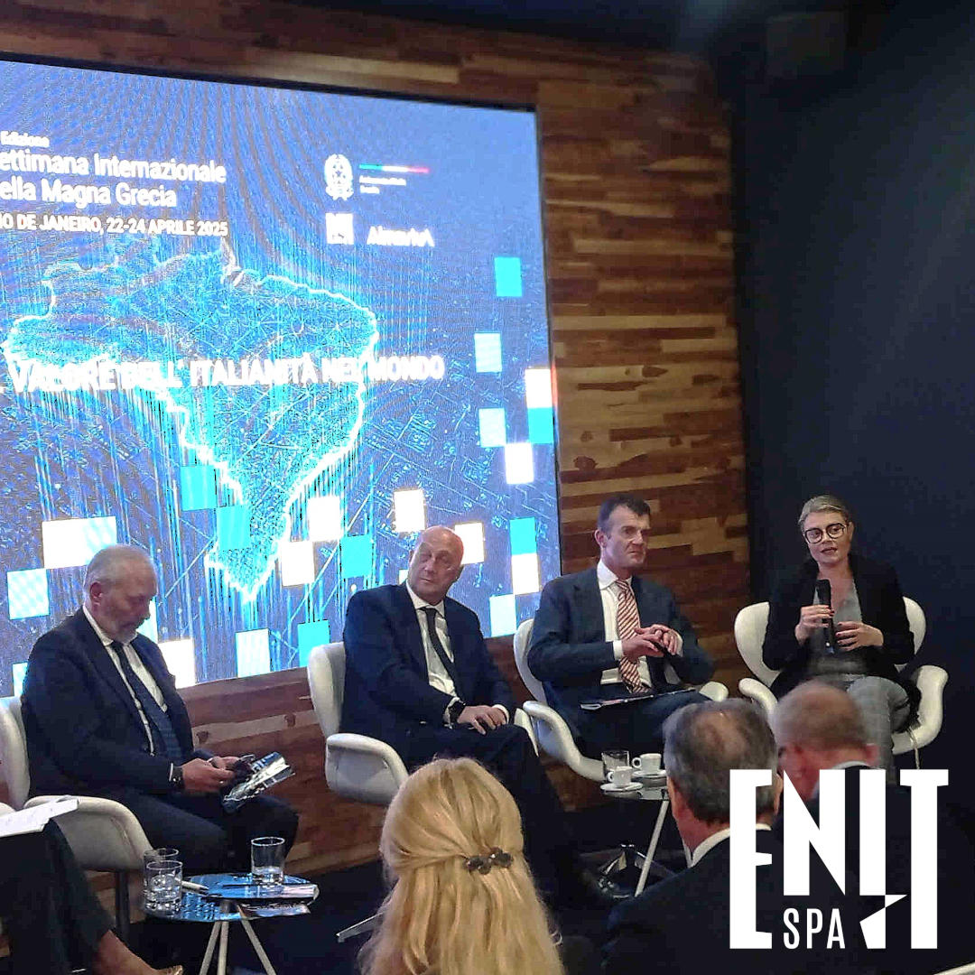 ENIT S.p.A. 🇮🇹 (@enit_italia) on Twitter photo #TurismodelleRadici e legami con le comunità italiane all’estero i temi al centro dell'intervento dell'ad ENIT Ivana Jelinic alla XII Edizione della Settimana Internazionale della Magna Grecia (Rio de Janeiro, 22-24 aprile). <a href="/ItalyinBrazil/">Italy in Brazil</a> <a href="/ItalyinRJ/">ItalyinRio</a> #TurismodelleRadici e legami con le comunità italiane all’estero i temi al centro dell'intervento dell'ad ENIT Ivana Jelinic alla XII Edizione della Settimana Internazionale della Magna Grecia (Rio de Janeiro, 22-24 aprile). <a href="/ItalyinBrazil/">Italy in Brazil</a> <a href="/ItalyinRJ/">ItalyinRio</a>