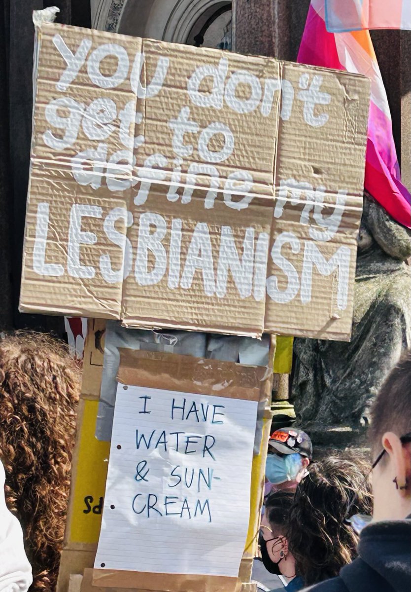 Shout out to all the lesbians this lesbian visibility week who are busy sorting out everyone else’s shit.
