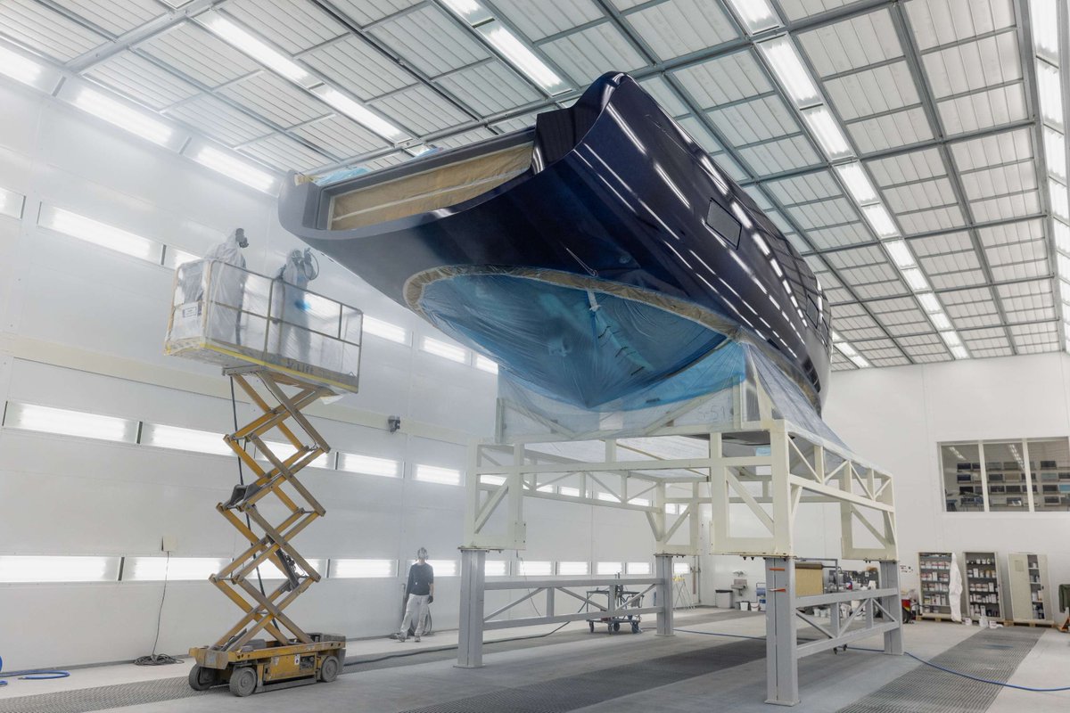 Nautorswan's tweet photo. Dressed in Blue 💙

The Swan 51 moves through the final stages of construction at Nautor Swan’s Boatbuilding Technology Centre (BTC) in Pietarsaari, Finland.

#NautorSwan https://t.co/X8qUctecNd