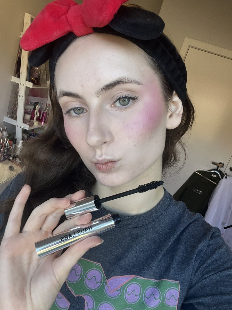 jess 🦋🖤 tweet media