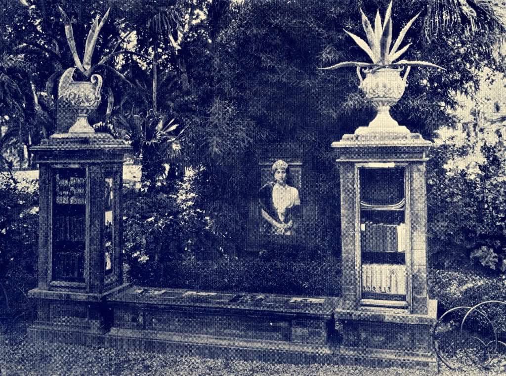 Malagaconacento's tweet image. #Recuerdosmlg ~ Feliz #DiadelLibro2023 
📍 Parque de #Málaga 
#malagaconacento #malagaantigua #vivirenmlg #archivomunicipal