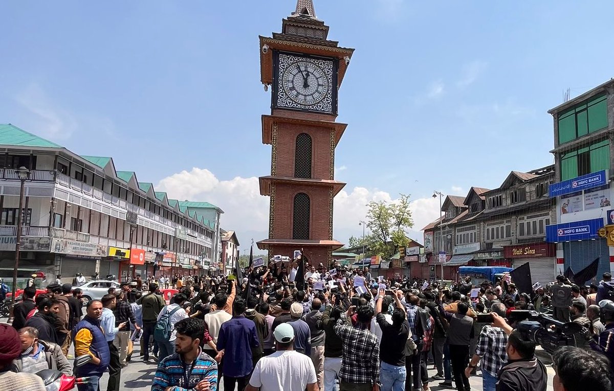 ahmermkhan's tweet image. People gathered in historic Lal Chowk to protest the killings in the #PahalgamAttack.

A complete shutdown is underway across Jammu &amp;amp; Kashmir, with demonstrations reported in several other areas as well.