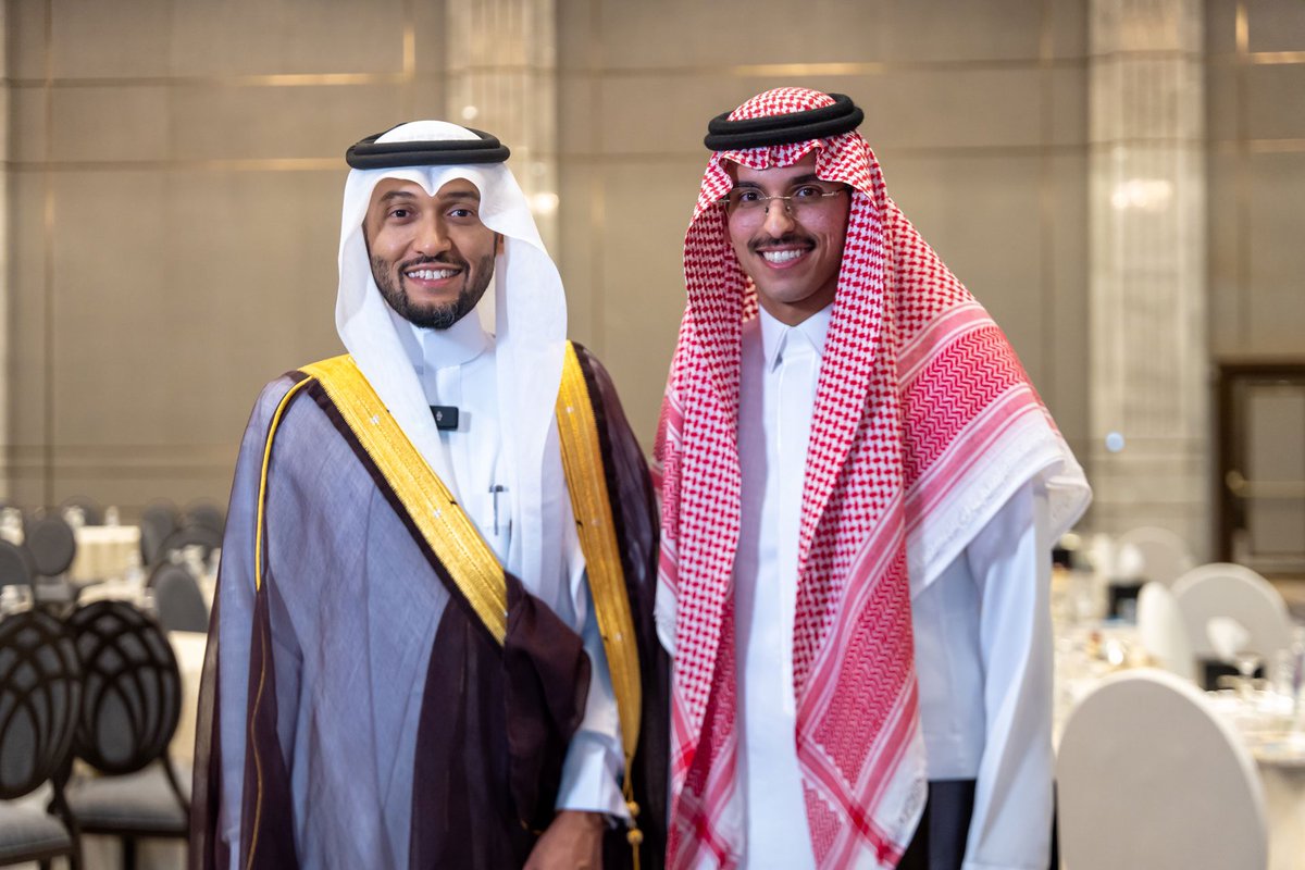 يوم الاثنين الموافق 21 أبريل،
سعدت بأن أكون مقدمًا للملتقى الأول للإبداع والملكية الفكرية، الذي نظمته الجمعية الكيميائية للأبحاث والابتكار، بدعم ورعاية من شركة أرامكو السعودية.

وقد حظي الملتقى برعاية كريمة من سعادة المهندس محمد الملحم، النائب الأعلى لإنتاج الزيت في المنطقة