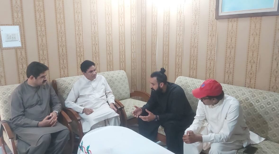 Visited Lady Fatima Church in Islamabad today to offer condolences to Rev. Fr. Sylvester Joseph Sey and the Catholic community in Pakistan on the passing of Pope Francis. A guiding light of faith and interfaith harmony, his legacy will continue to inspire in these times of