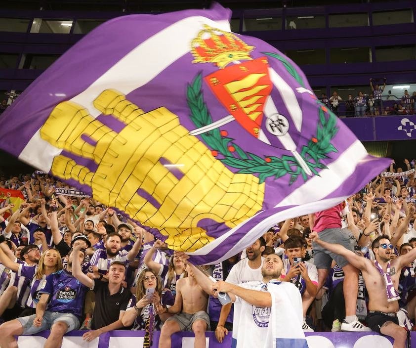 puzzelano's tweet photo. Feliz 23 de abril. Viva Castilla comunera. 🌾💜 https://t.co/HYbH0oThnc