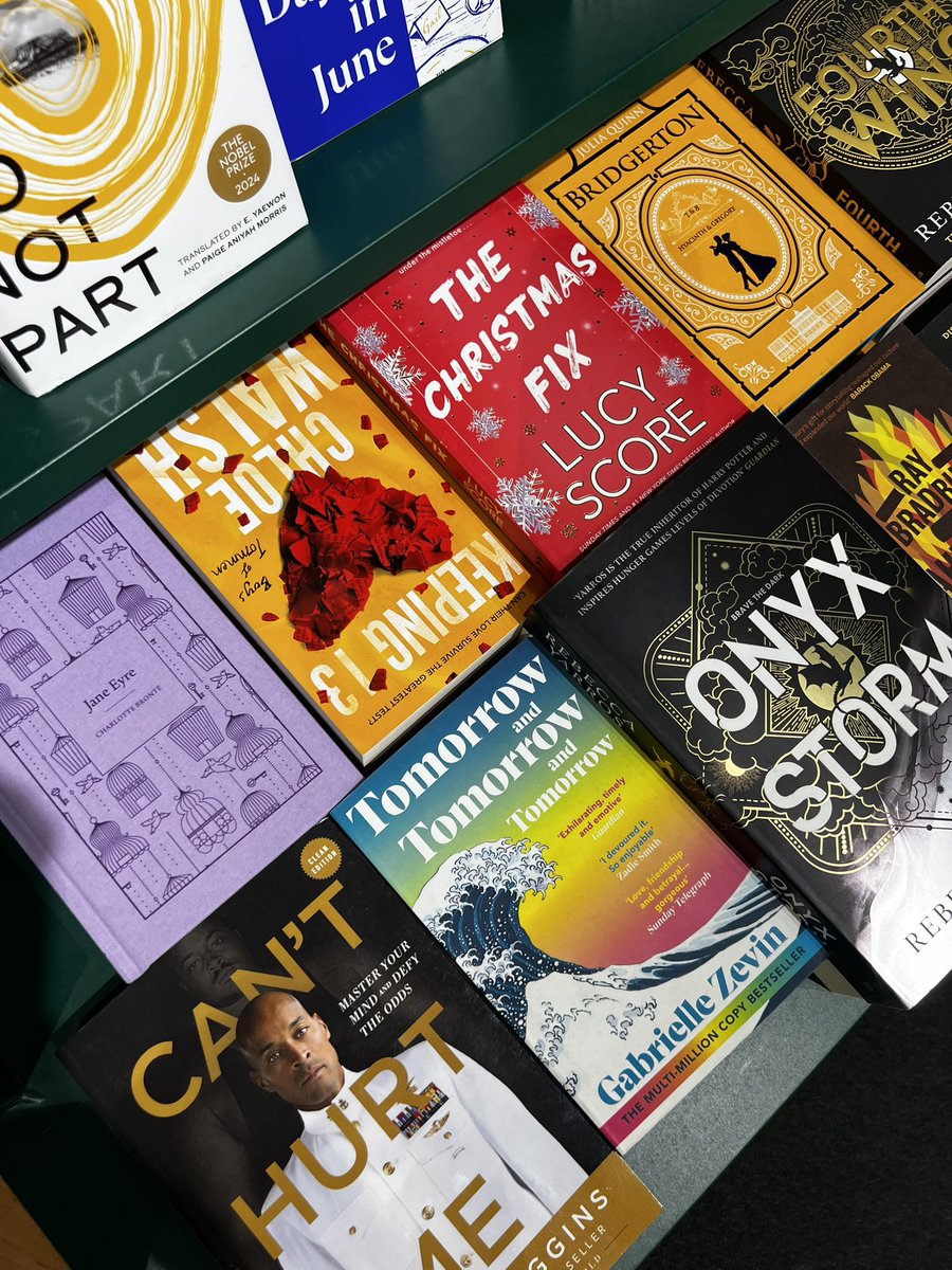 Porque un libro es un viaje sin fin en #EspacioMediterráneo te invitamos a que disfrutes de este día leyendo y descubriendo nuevos mundos, nuevas miradas. Además sólo hoy podrás disfrutar del 10% en <a href="/casadellibro/">Casa del Libro</a> 

🌹Feliz #DíaDelLibro 🌹