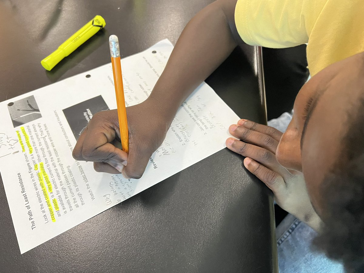 Exploring conductivity with a hands-on activity testing conductors &amp; insulators! Then we marked the text to deepen our understanding—learning the AVID way: explore, read, connect! #AVIDStrategy #HandsOnScience <a href="/TheLarkspurMS/">The Larkspur Lions</a> <a href="/vbschools/">VBSchools</a>