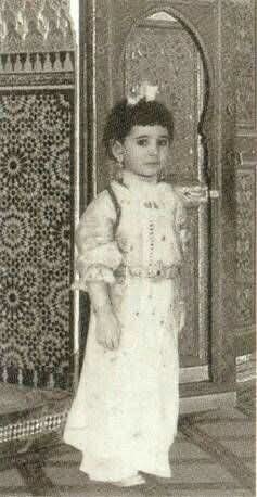 الثرات والزين سلالا...
من العما للخالة...