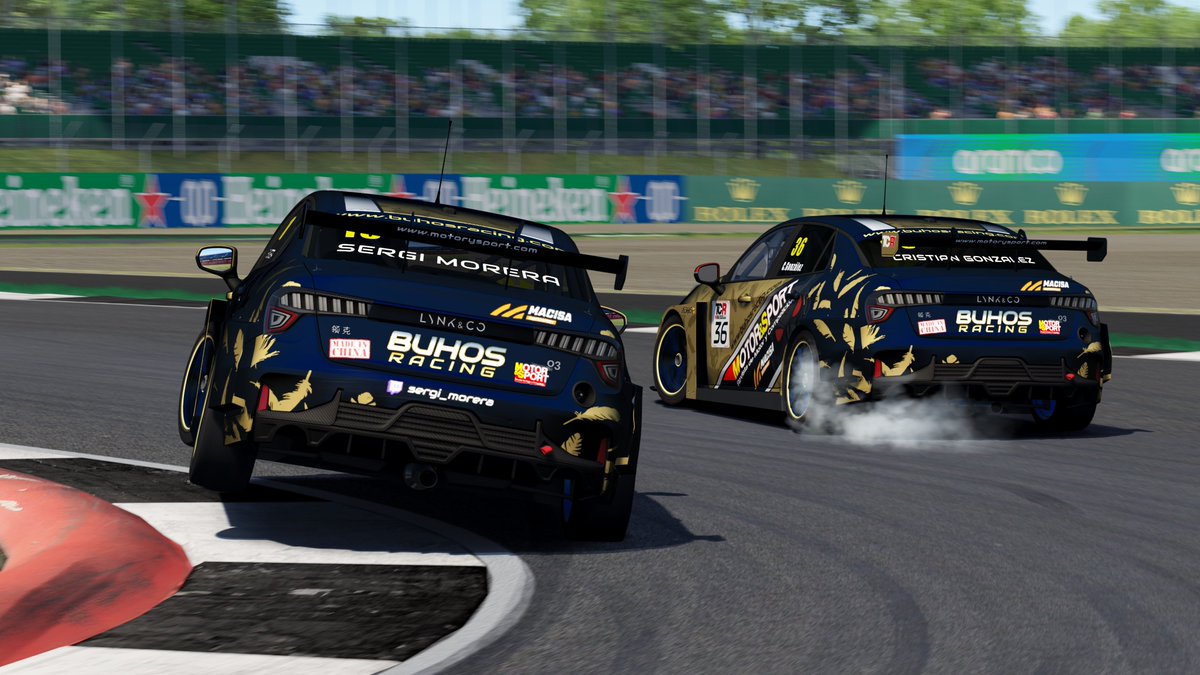 🏁GP SILVERSTONE🏁

DOBLETE del equipo <a href="/buhosracing/">Buhos Racing</a> la que pudimos hacer en la carrera mi compañero <a href="/Cristiangr36/">Cristian🚀</a> y nosotros.

En las primeras vueltas de carrera pudimos mantener la P1, pero mi compañero Cristian especialista con estos coches, me fui imposible seguirle!!

🦉
ACSL