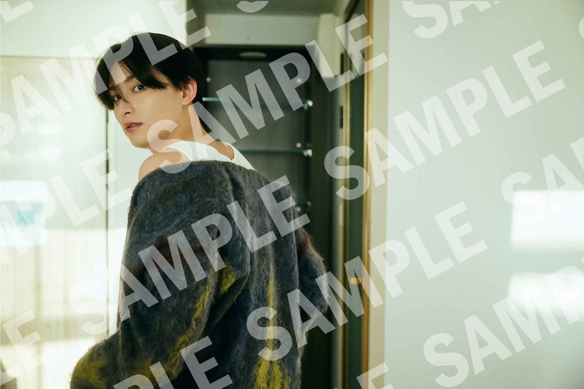 【オンライン特典生写真】葉山侑樹 写真集「蒼穹」 葉山侑樹1st写真集「蒼穹」｜葉山侑樹｜MAILIVIS(メイリビス)