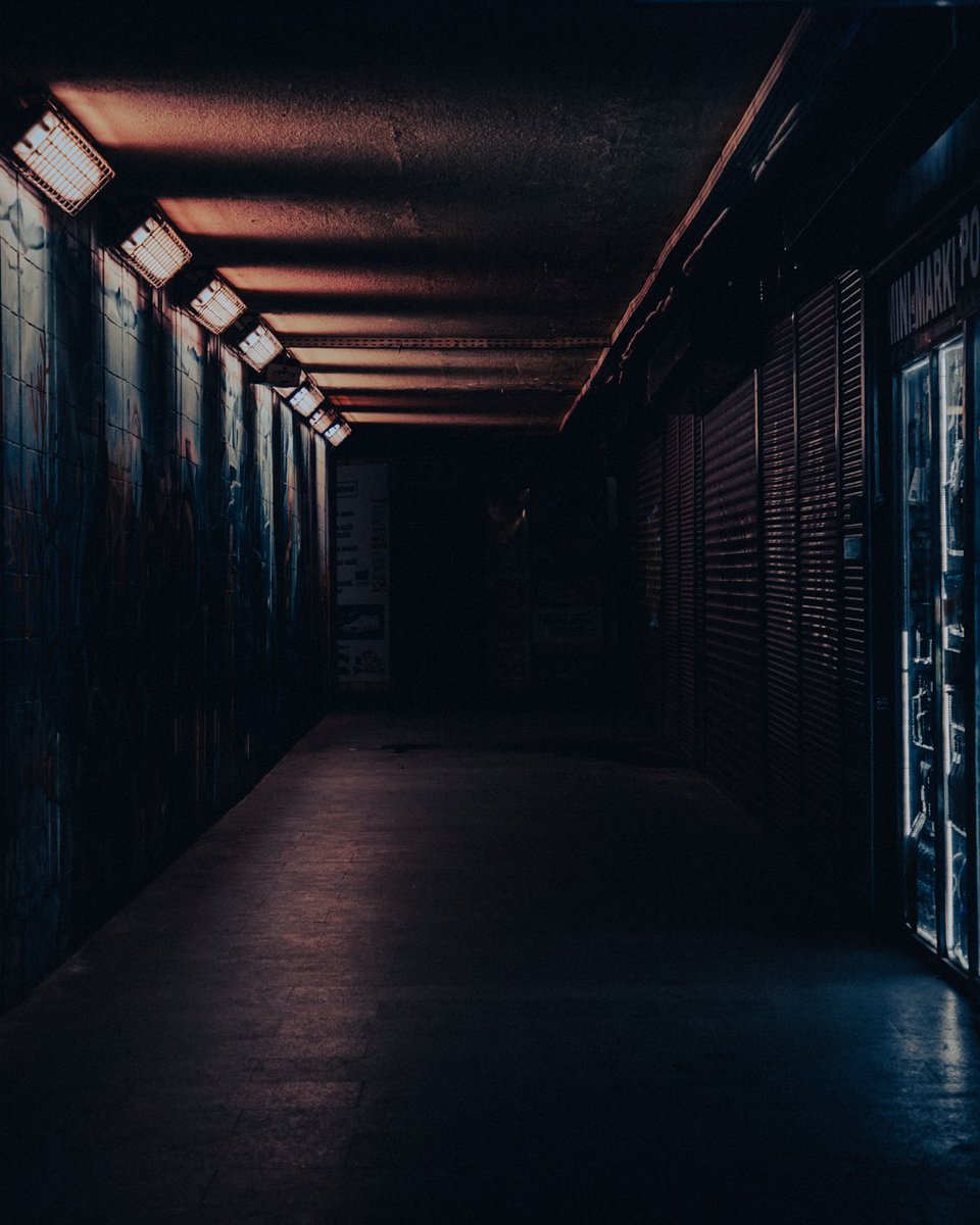 dark alleys at night