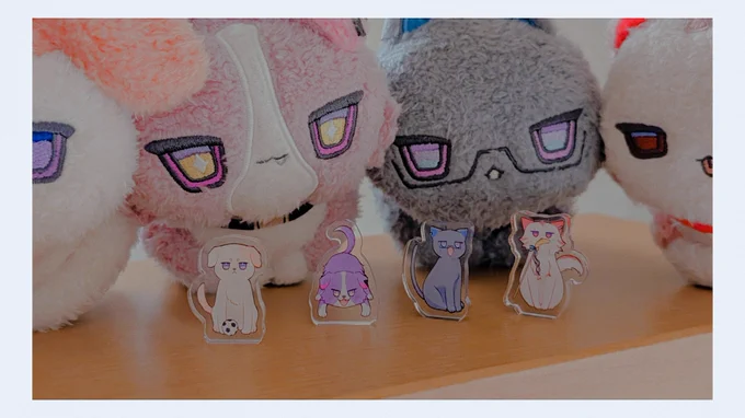 お試しで作った自立アクスタ来たぞ〜とってもかわいい 