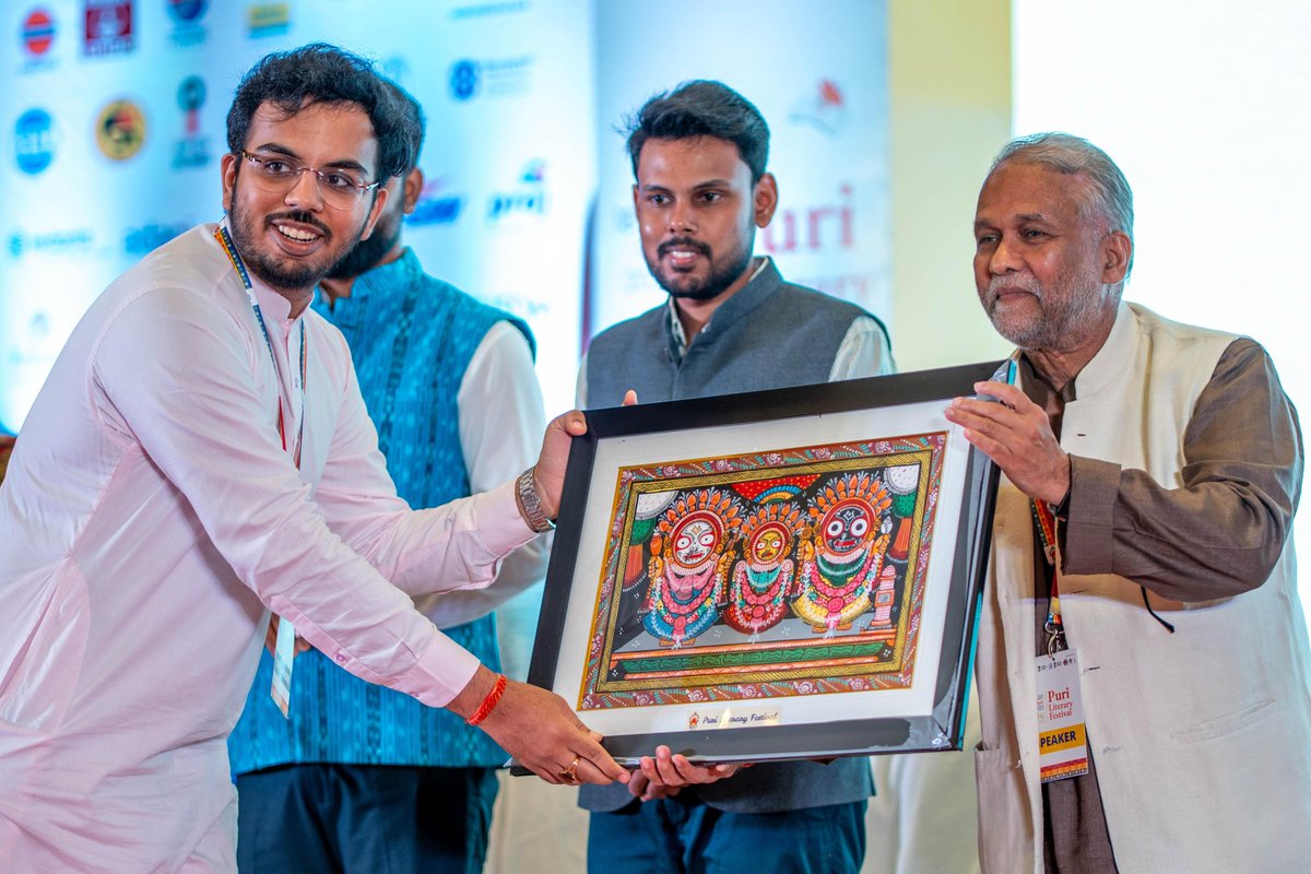 nbt_india's tweet photo. National Book Trust, India proudly served as the Knowledge Partner for the first edition of the Puri Literary Festival 2025, held from 18–20 April.
Prof. Milind Marathe, Chairman, NBT-India, attended the Valedictory Session, where he was warmly felicitated by the organisers. In his address, he encouraged the festival’s spirit of literary celebration and creative dialogue.

As part of the ceremony, Chairman Sir presented the prestigious Ramakant Rath Sahitya Samman to Shri Gyaan Hota, along with a painting of Lord Jagannath — a tribute to literary excellence.
The PLF Book of the Year (Fiction) was awarded to Prajakta Koli for her outstanding contribution to storytelling.

#nbtindia #MinistryOfEducation #PuritLiteraryFestival