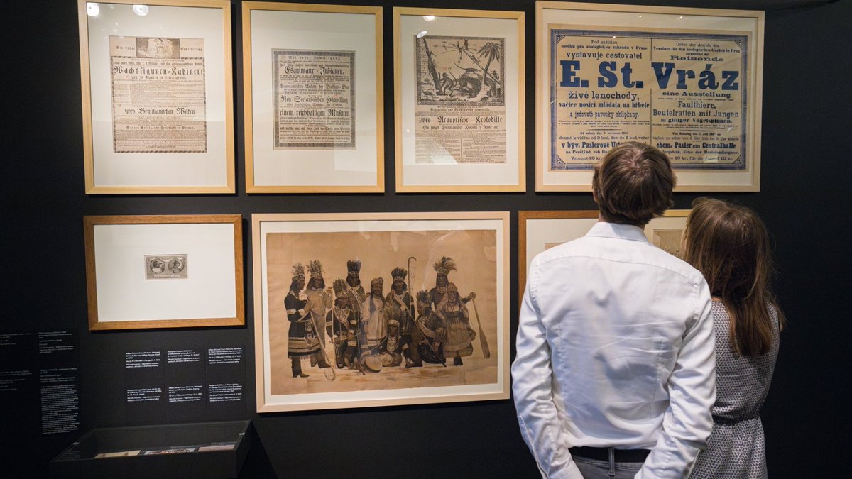 V úterý 29. 4. v 17:00 se koná poslední komentovaná prohlídka výstavy Mezi divočinou a třeštícím velkoměstem. Výstavou provází jedna z autorek Pavla Machalíková z <a href="/UDU_AVCR/">ÚDU AV ČR</a>