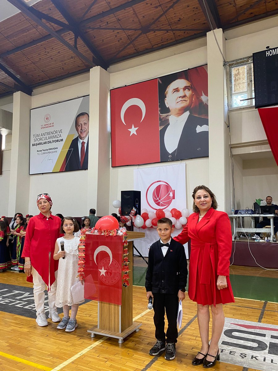 23 Nisan Ulusal Egemenlik ve Çocuk bayramı kutlu olsun 🇹🇷🇹🇷