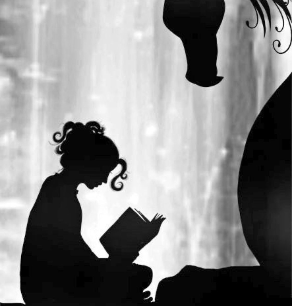 “El más terrible de los sentimientos es el sentimiento de tener la esperanza muerta”
Federico García Lorca.
Seguim més que mai escrivint juntes narratives  d’#esperança !
Bona #DiadadeSantJordi 🌷📕