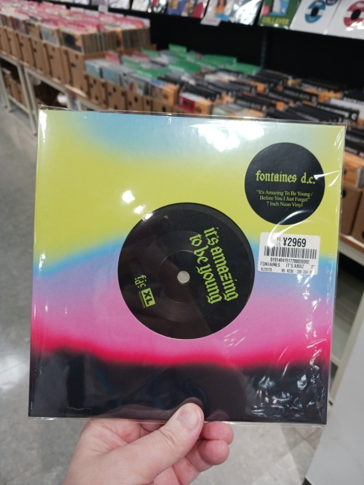 FONTAINES D.C. 'ROMANCE -JAPAN EDITION-' – BIG LOVE RECORDS