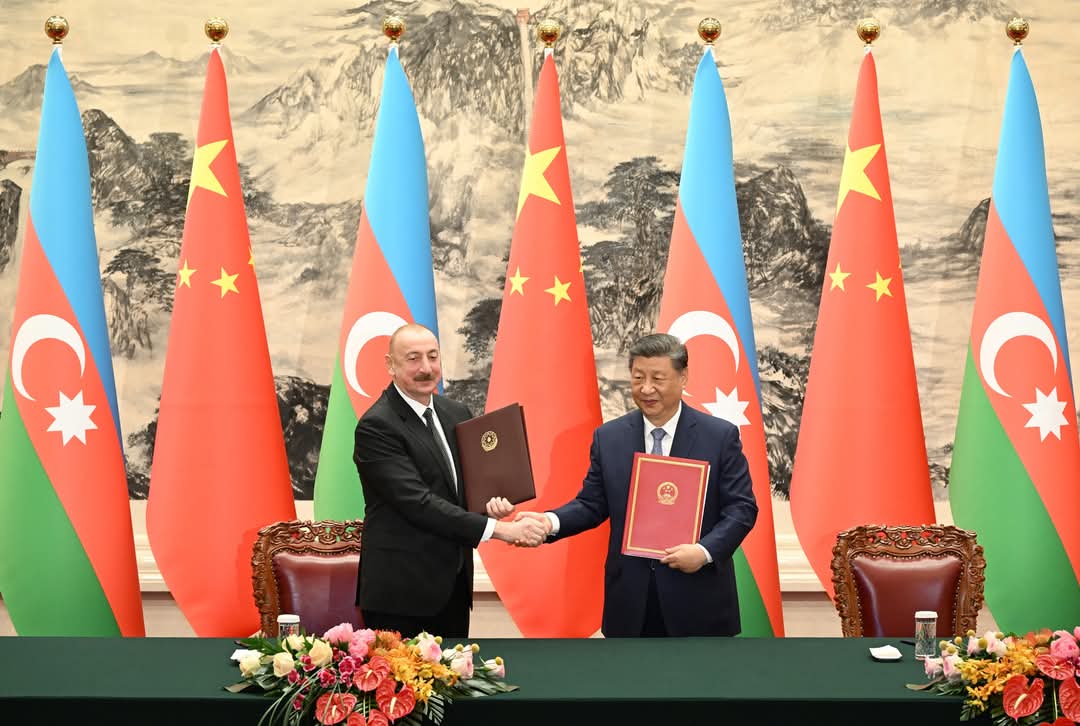 In the strategic document signed between China and Azerbaijan today, Azerbaijan reaffirms support for the One-China policy. Taiwan is recognized as part of China's territory.

#Azerbaijan <a href="/presidentaz/">Ilham Aliyev</a> Ilham Aliyev #China <a href="/PresidentXiCHN/">Eva X.</a>