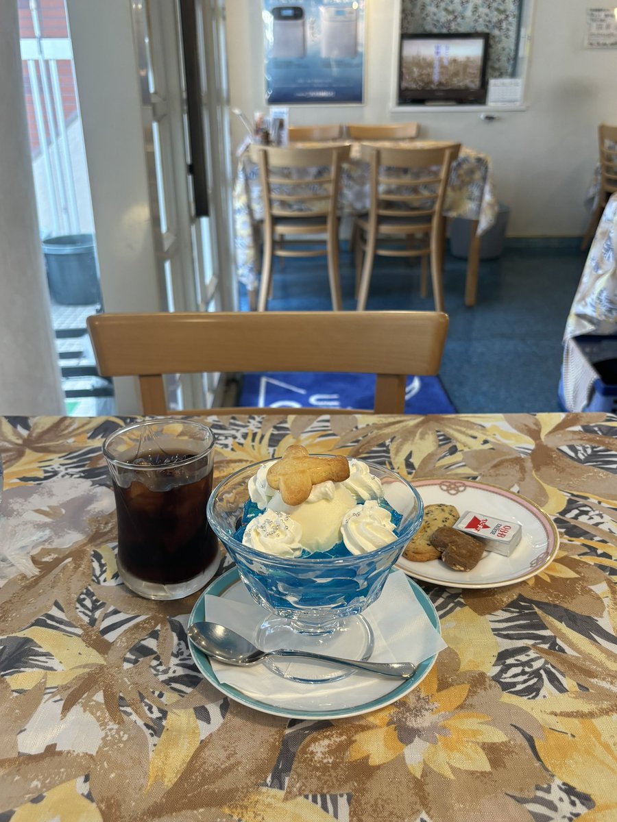 ny3ebc's tweet photo. 海を見ていた午後 https://t.co/mZd0ZzaQQx