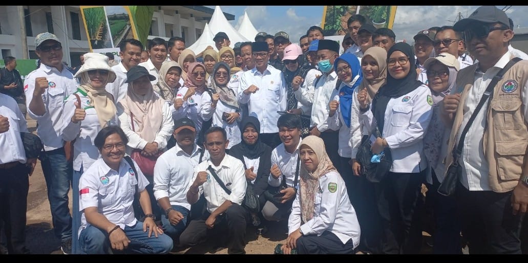 seleketep tweet media