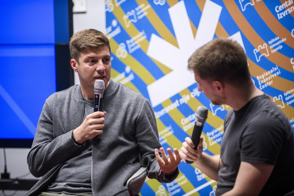 Split Tech City tweet media