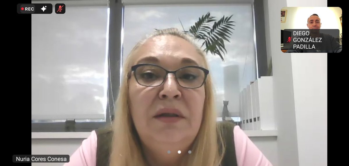 VoxAlhendin's tweet photo. 📝 Vuelven las Tardes de Formación ayer con la Experta en Comunicación, D. Nuria Cores, en el Aula de Talentia, encargados de formar a los mejores Políticos del Siglo XXI, los temarios muy iteresantes.

¡ Seguimos Avanzando !💪🇪🇸

#TalentiaFormación📄
#TeamDG💪🇪🇸 https://t.co/fdzvZM2B0q