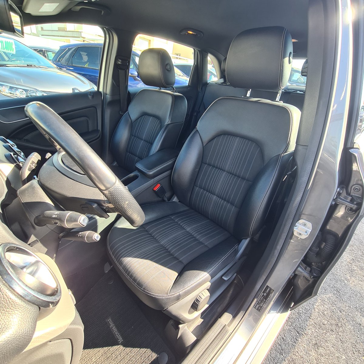 cochestv's tweet photo. Mercedes-Benz Clase B 180 1.8 CDI ‼️AUTOMÁTICO
💛 Etiqueta medioambiental "B" amarilla
Motor DIÉSEL 1.8 CDI de 109 cv
Cambio AUTOMÁTICO

#CochesTorrevieja #MercedesB180 #Mercedes #B180 #ClaseB #Diésel #Diesel #Automático #Automatico #Automatic #EtiquetaMedioAmbientalBAmarilla https://t.co/Om6a9a2xJQ