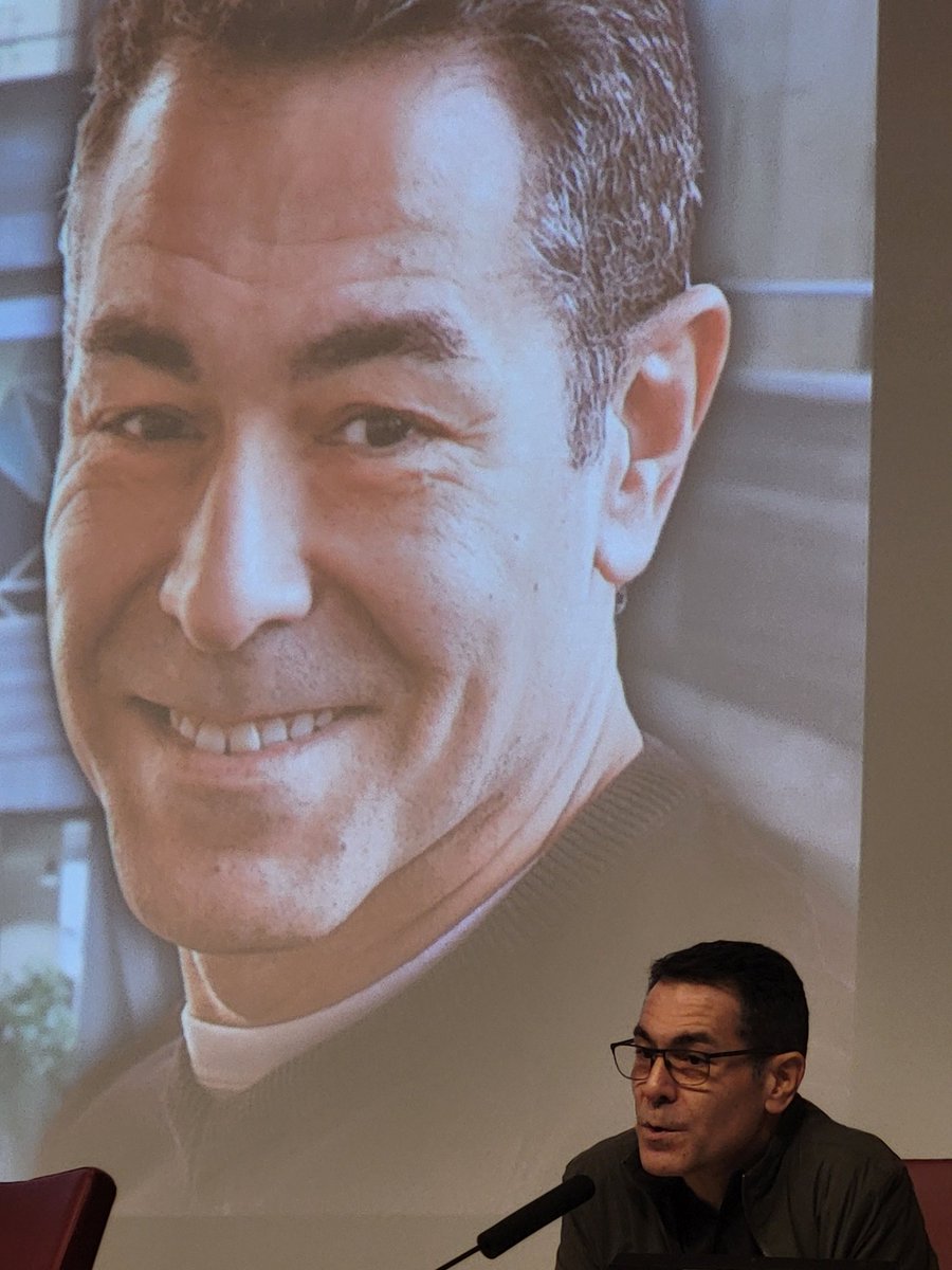 José A. Ruiz San Román (@jars_roman) on Twitter photo Hoy presenta su candidatura y su programa para ser decano <a href="/alrubiomoraga/">Angel L. Rubio</a> . Gran proyecto para hacer una <a href="/UCMccinf/">Facultad Ciencias Información</a> mejor. Gracias y todo mi apoyo. Hoy presenta su candidatura y su programa para ser decano <a href="/alrubiomoraga/">Angel L. Rubio</a> . Gran proyecto para hacer una <a href="/UCMccinf/">Facultad Ciencias Información</a> mejor. Gracias y todo mi apoyo.