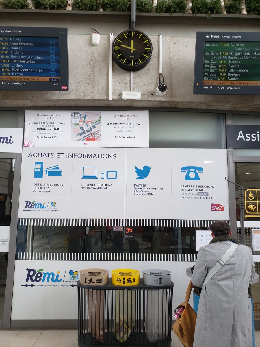 #Spdc #gare #sncf
<a href="/ConnectGares/">SNCF Gares & Connexions</a>
<a href="/SNCFVoyageurs/">SNCF Voyageurs</a> jai pas trouvé le panneau des associations <a href="/TGVToursMassy/">Collectif Abonnés TGV Tours-Massy</a> <a href="/TGVTOURSPARIS/">TGV TOURS PARIS</a> 
C'est normal ?