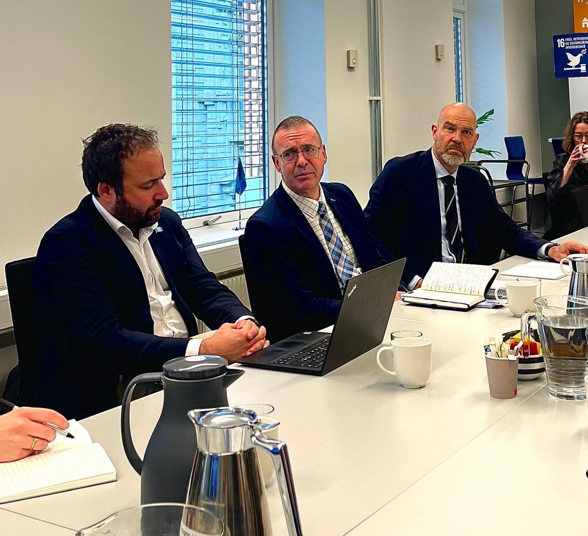 UNDP Global Policy Centre for Governance (@undpgpcg) on Twitter photo 🇺🇦 Yesterday, the UNDP GPCG team had the pleasure of hosting <a href="/jaco_cilliers/">Jaco Cilliers</a>, Resident Representative of <a href="/UNDPUkraine/">UNDP Ukraine 🇺🇦</a>, for an insightful discussion on the UNDP’s operational presence and critical role in Ukraine's resilience and recovery. 🇺🇦 Yesterday, the UNDP GPCG team had the pleasure of hosting <a href="/jaco_cilliers/">Jaco Cilliers</a>, Resident Representative of <a href="/UNDPUkraine/">UNDP Ukraine 🇺🇦</a>, for an insightful discussion on the UNDP’s operational presence and critical role in Ukraine's resilience and recovery.