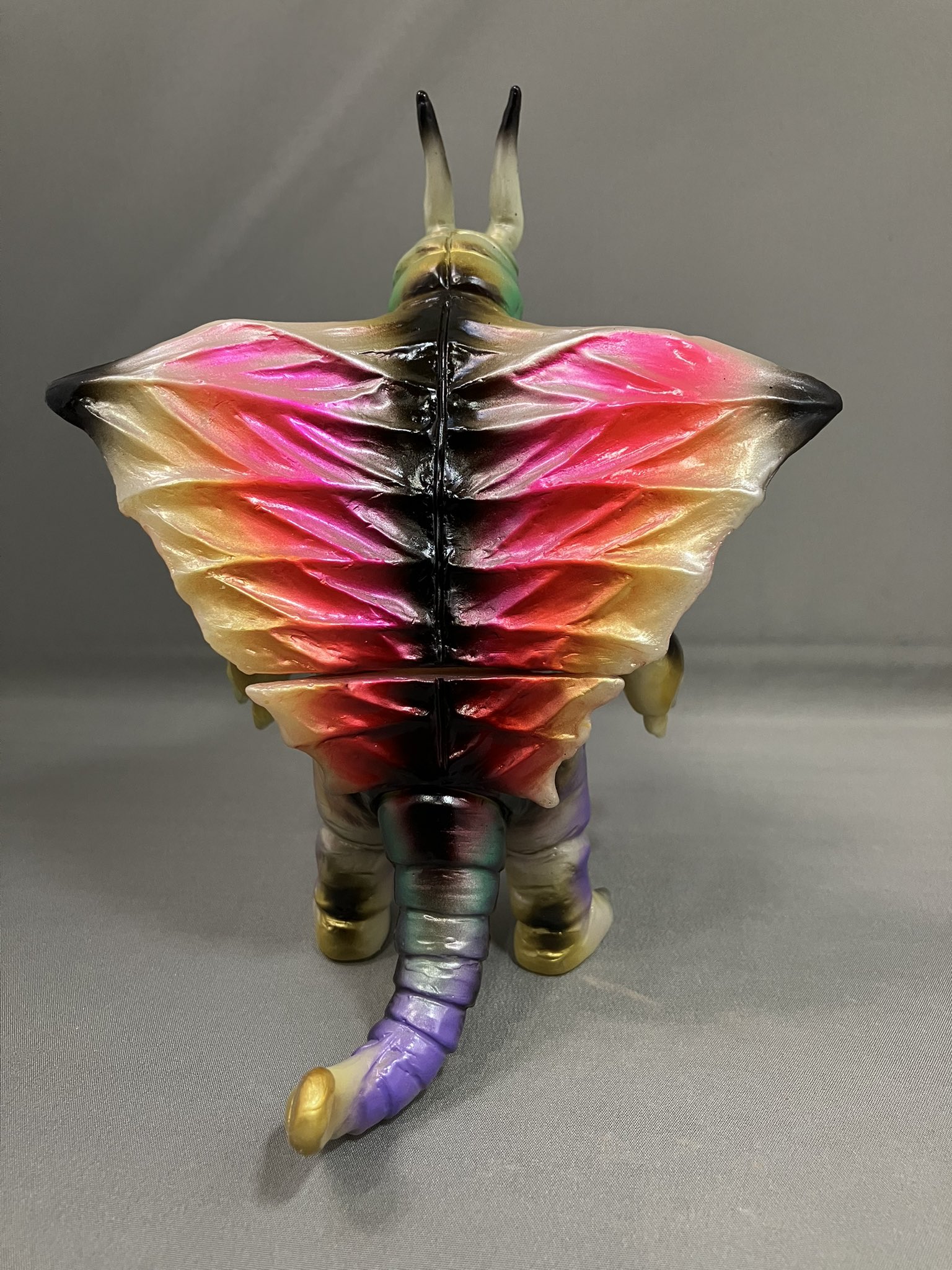 ヤモマーク × BLObPUS レッドキング 蓄光 GID ソフビ sofvi