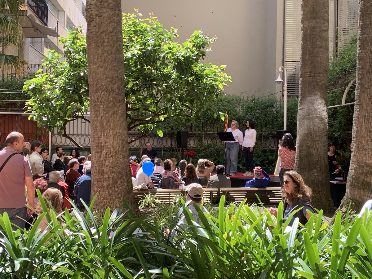 Diada de Sant Jordi: lectura de poemes a l’Ateneu Barcelonès