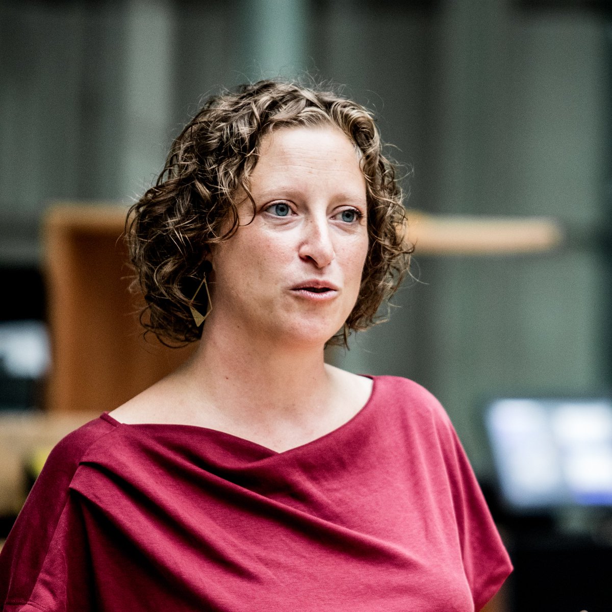 👉 Vanaf 14 uur debatteert <a href="/vlaparl/">Vlaams Parlement</a> over het Vlaams defensieplan. Voor <a href="/de_NVA/">N-VA</a> neemt fractieleider <a href="/philippemuyters/">Philippe Muyters</a> het woord. 

👉 Later op de agenda stelt <a href="/FPerdaens/">Freya Perdaens</a> vragen aan minister Caroline Gennez over de mazelenepidemie.