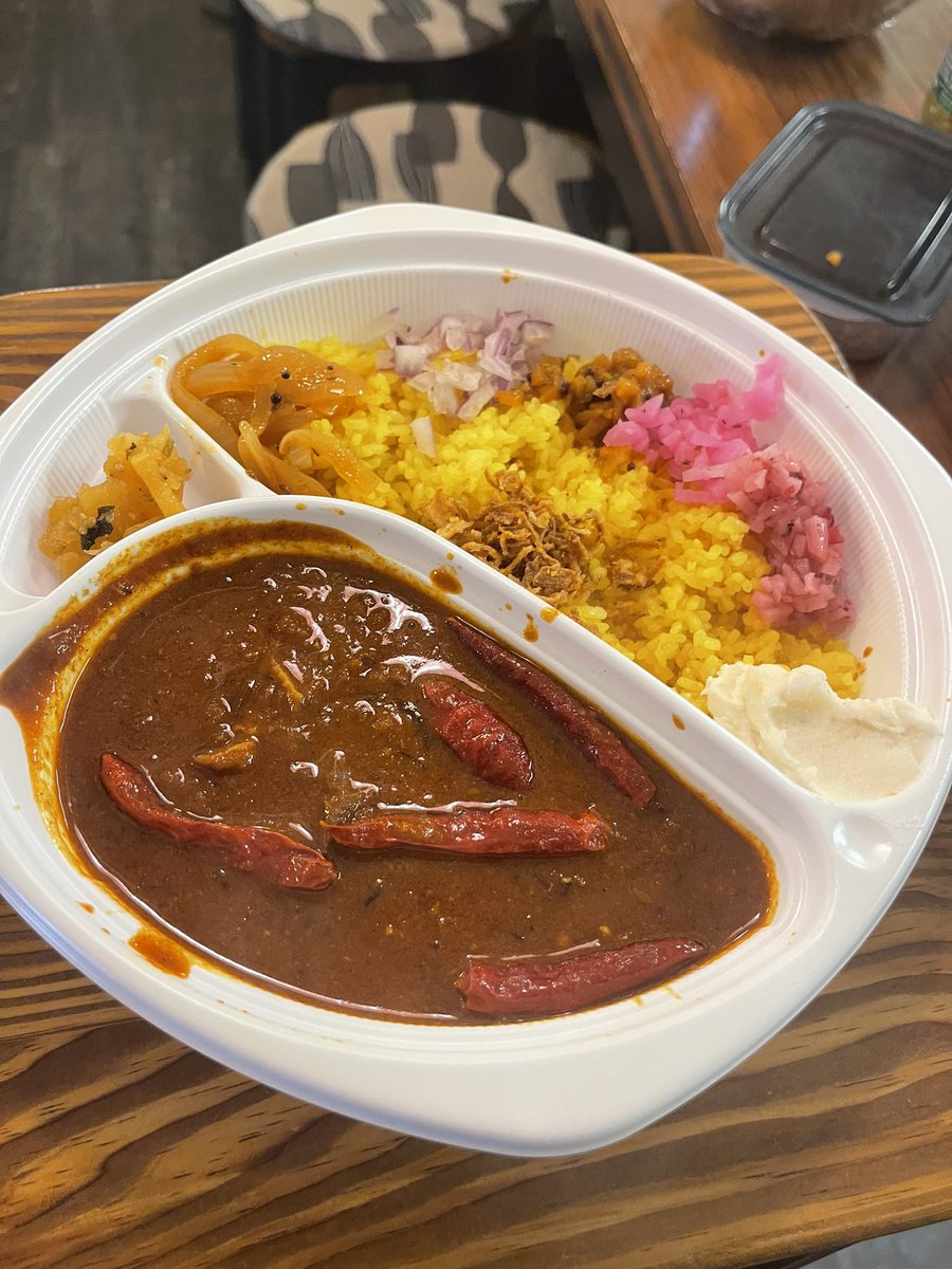 逆に激辛メニューダイエットもありかも！

なんか最近デリバリーでやたら激辛系が出るんですよね‥

みんな‥好きねぇ🔥

#カレスパ
#スパイスカレー
#激辛