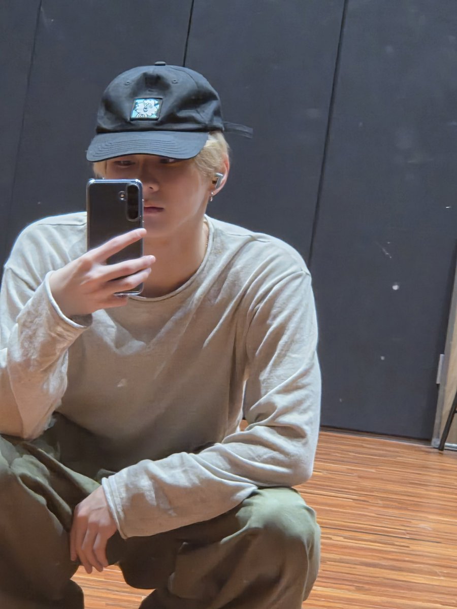 [ #정원's Post ] 250423

#JUNGWON: I'm taking dinner menu recommendations~

<a href="/ENHYPEN_members/">ENHYPEN</a> <a href="/ENHYPEN/">ENHYPEN OFFICIAL</a> #ENHYPEN #엔하이픈