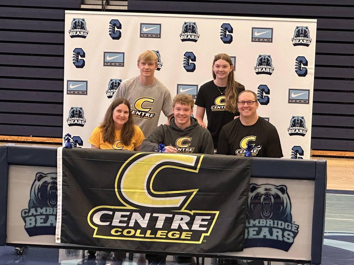 BearSwimming's tweet photo. Congrats to our signees! So proud!!

Gavin Schoeling - Centre College (swim)
Caroline Gaines - Alabama (rowing)
Lilah Versluis - South Florida (track/field)

Love that our swimmers and divers are going on to do what they love! @CentreSwimDive @AlabamaRow @USouthFlorida https://t.co/cIhsKutvDX